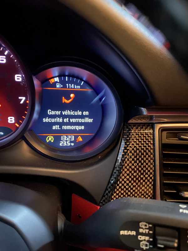 0407C28B-2400-40F7-AAB2-BF7F2DBA74A2