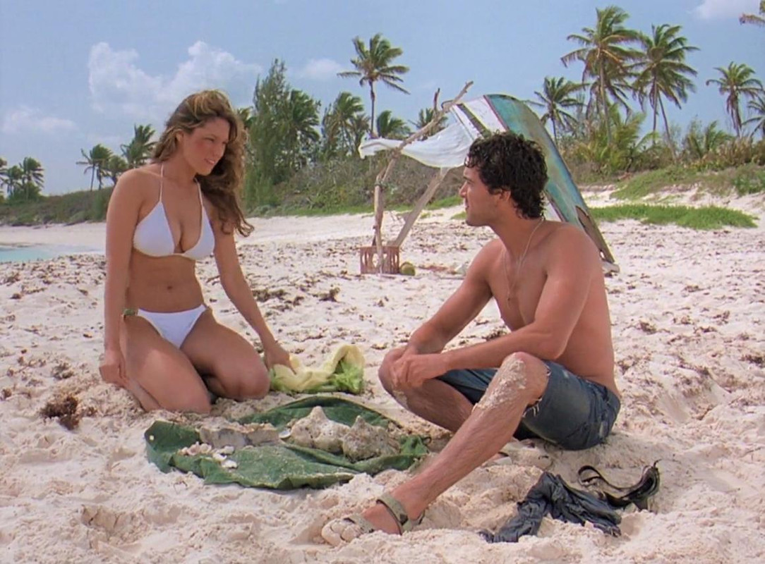 Kelly Brook and Juan Pablo Di Pace in Surviv