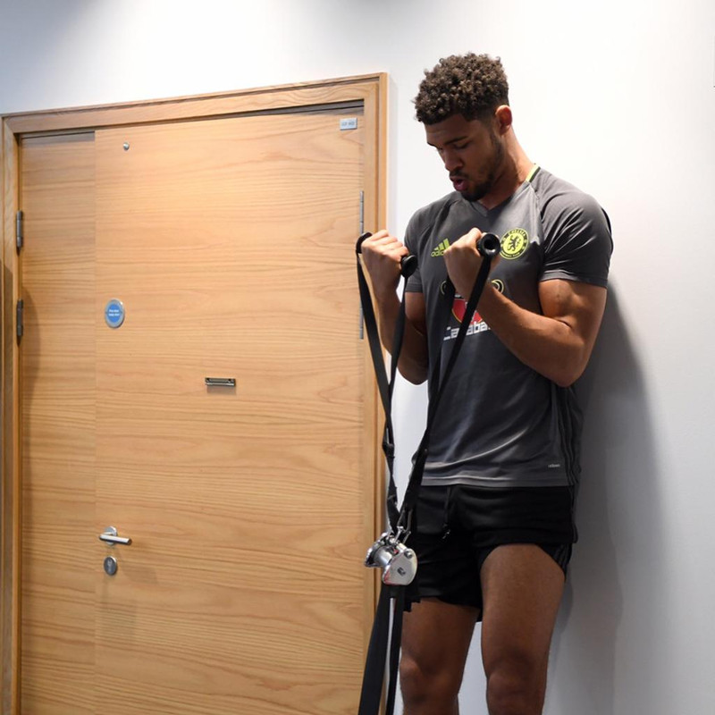 17076172_417769765230977_7005252162703851520_n (1)