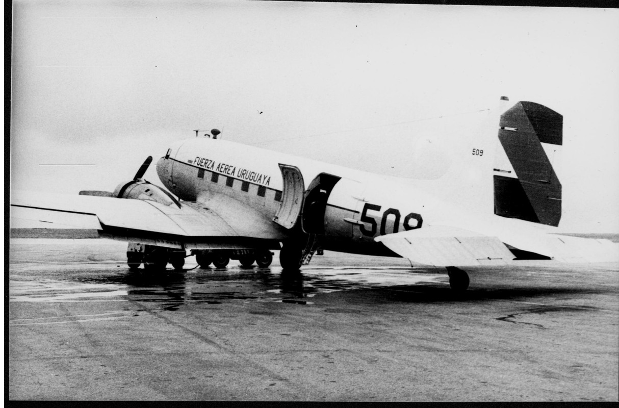 1707  509_Colisión con jeep de B.A.Nº1, Carrasco, Ca.1974