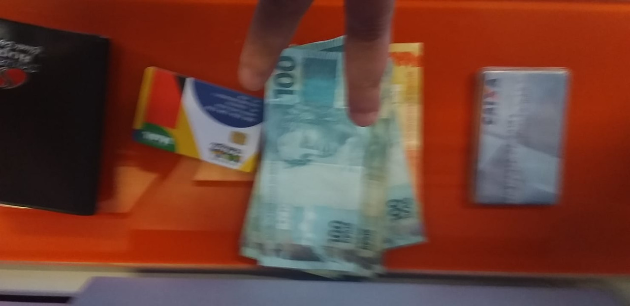 c5869185-ba42-4fec-9c3c-ad8bfc103e68