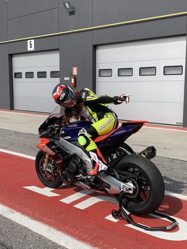 ECFF11DE-E1CD-460A-9ABF-ACFED4A1AAF6