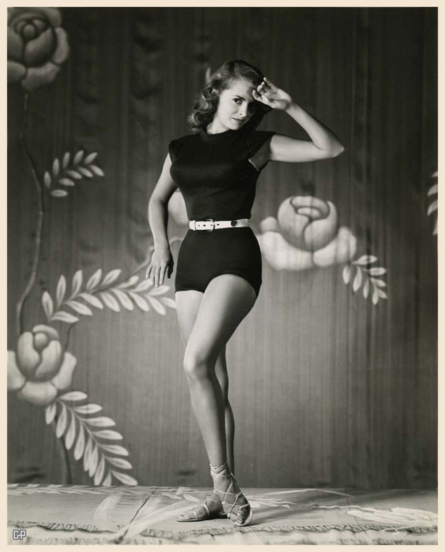 Janet_Leigh_d77