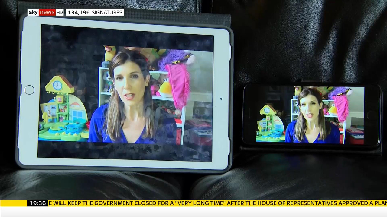 04 January - 19.00.00 - Sky News Tonight. Reports and lively deb
