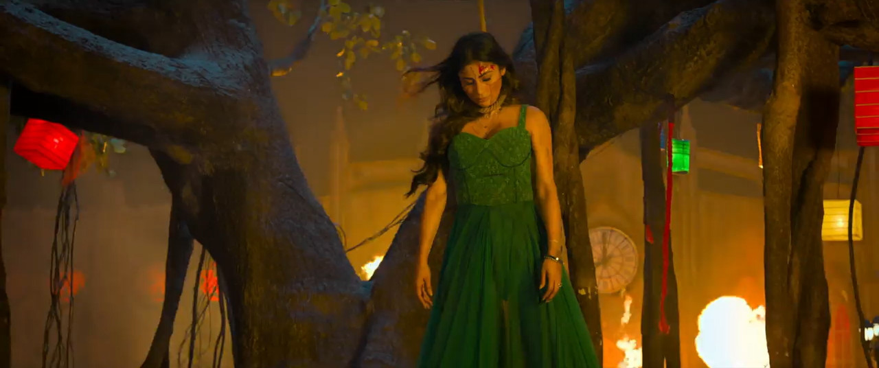 The Bhootnii 2025 WebRip [Hindi] 480p 720p ESub Screenshot