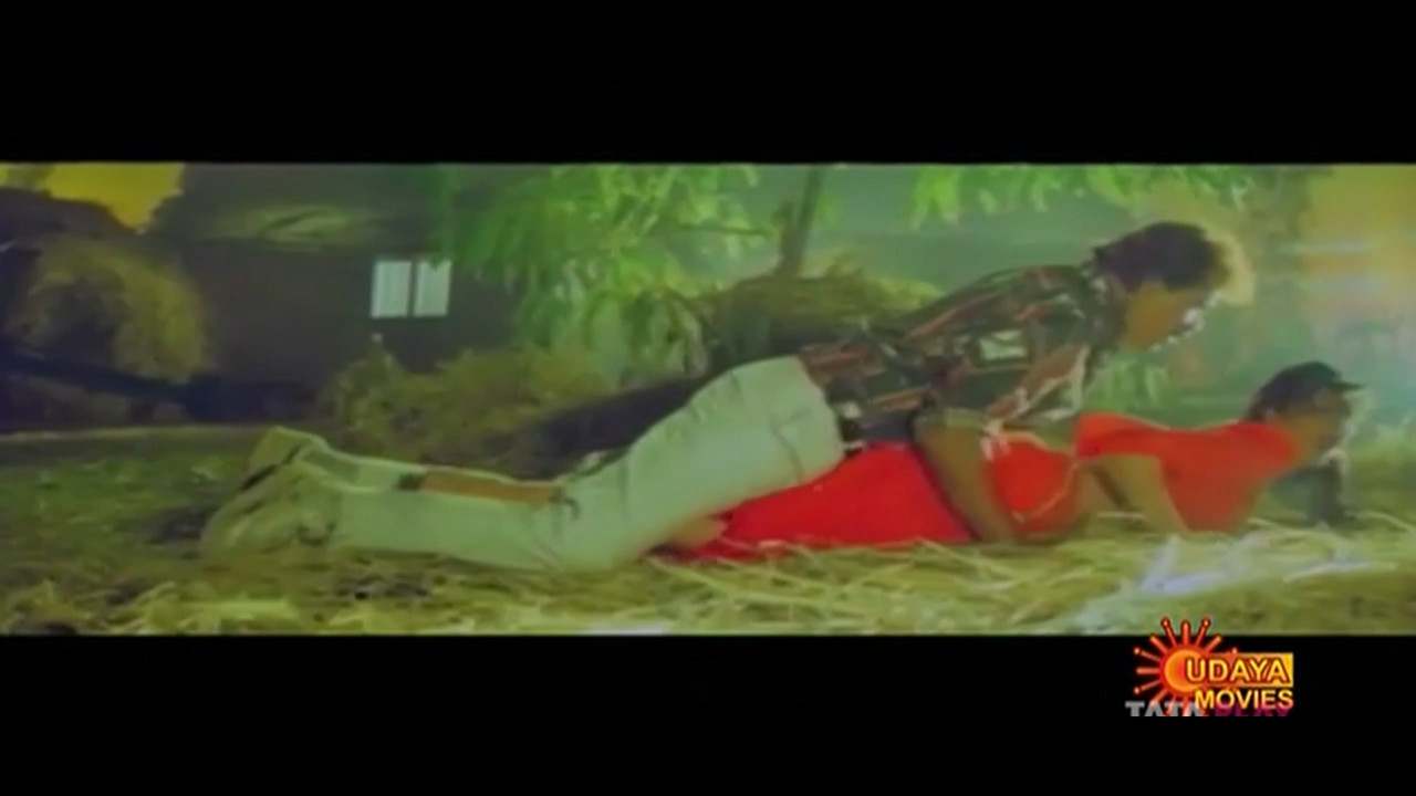 Dolly Minhas Hot CRG.mp4_20240727_131021.326