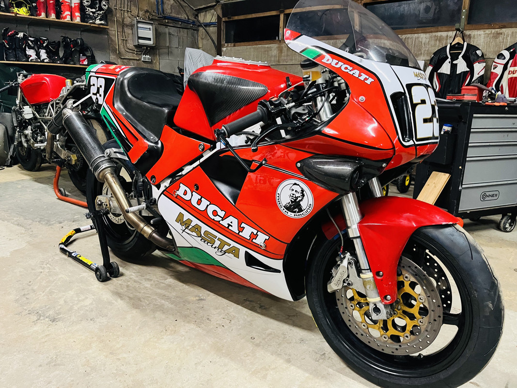 875D0C16-06B5-4430-B870-016ECDE389D7