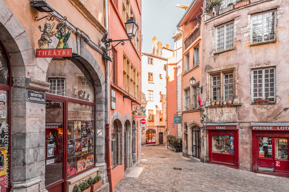 red-st-view-Lyon-france.jpg
