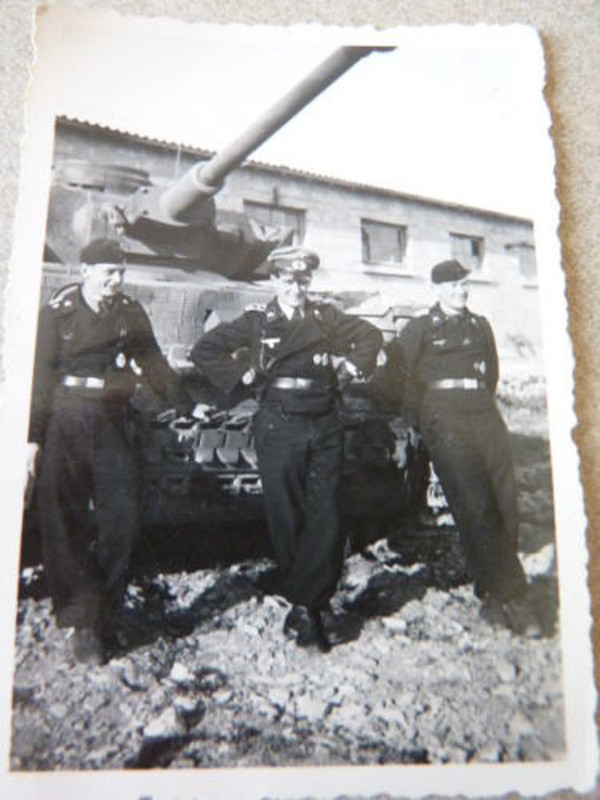 Foto - Panzer -  mit Seitenschürtze1