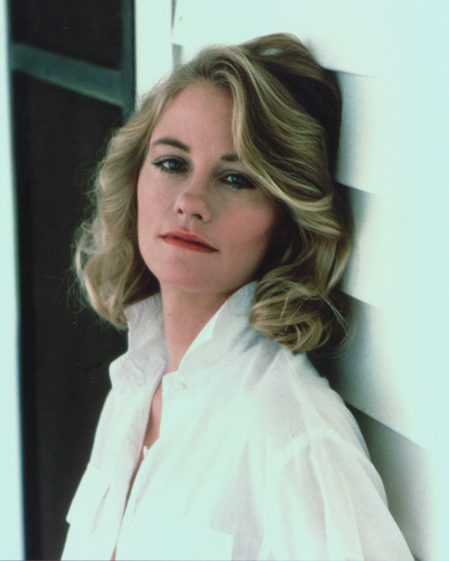 CybillShepherd_a36