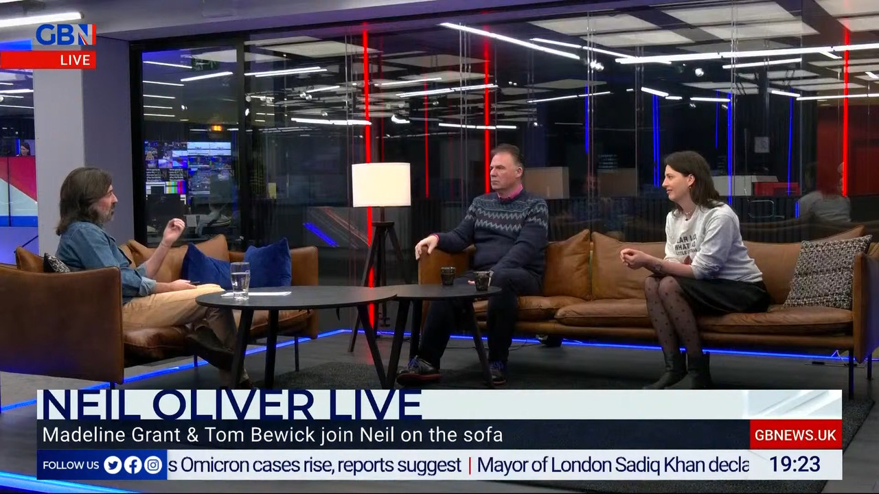 Neil Oliver Live  Saturday 18th December.mp4_snapshot_00.25.50.000