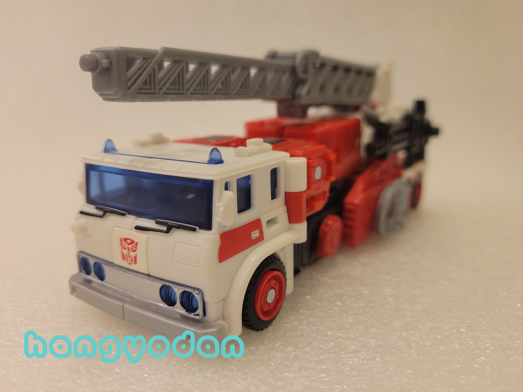 Generations-Selects-WFC-GS26-Voyager-Artfire-11