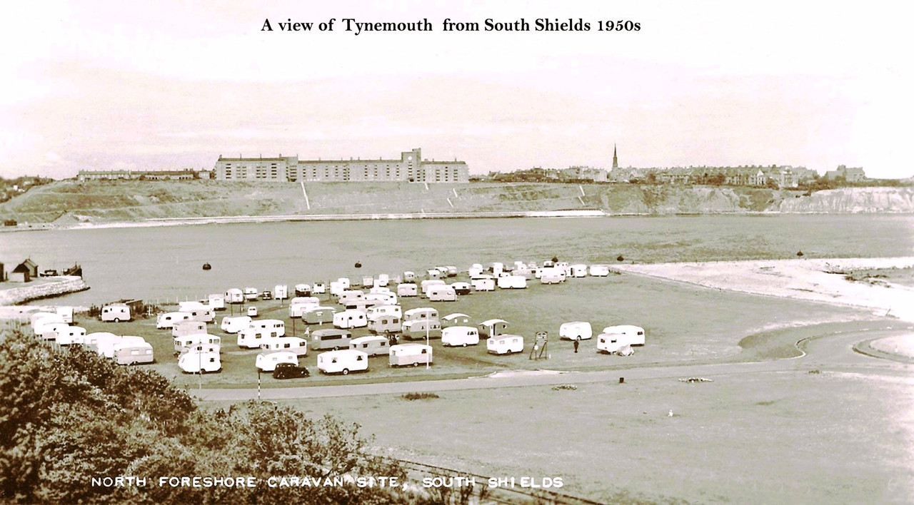 A-view-of-Tynemouth-from-North-Foreshore-1950s