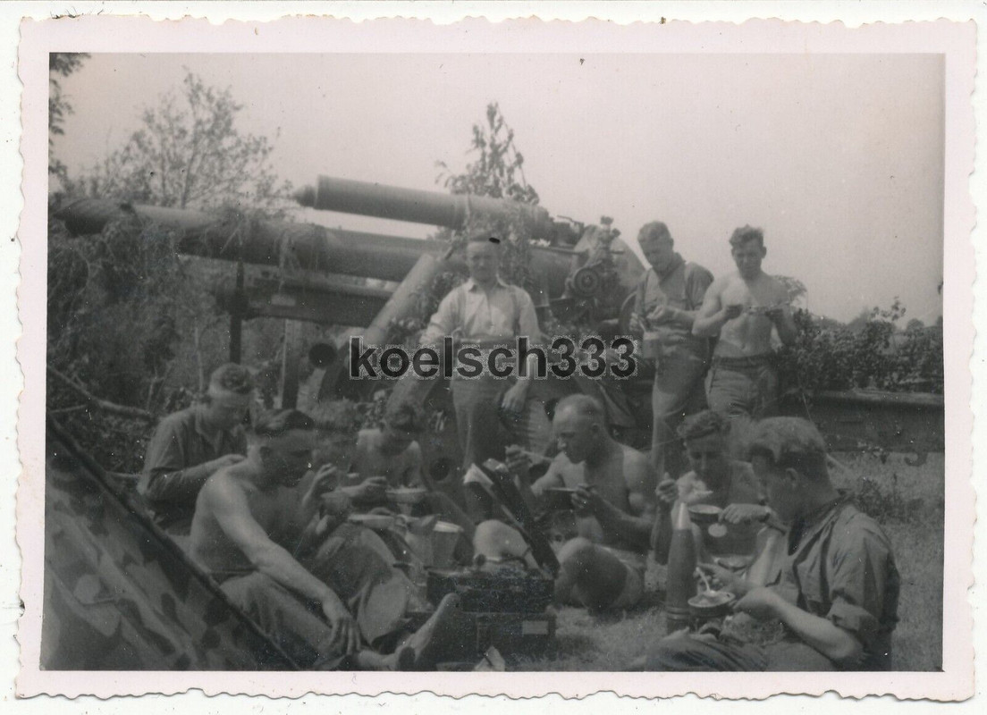 Foto französischen Panzer Angriff abwartend an der Loire ! Artillerie Geschütz !