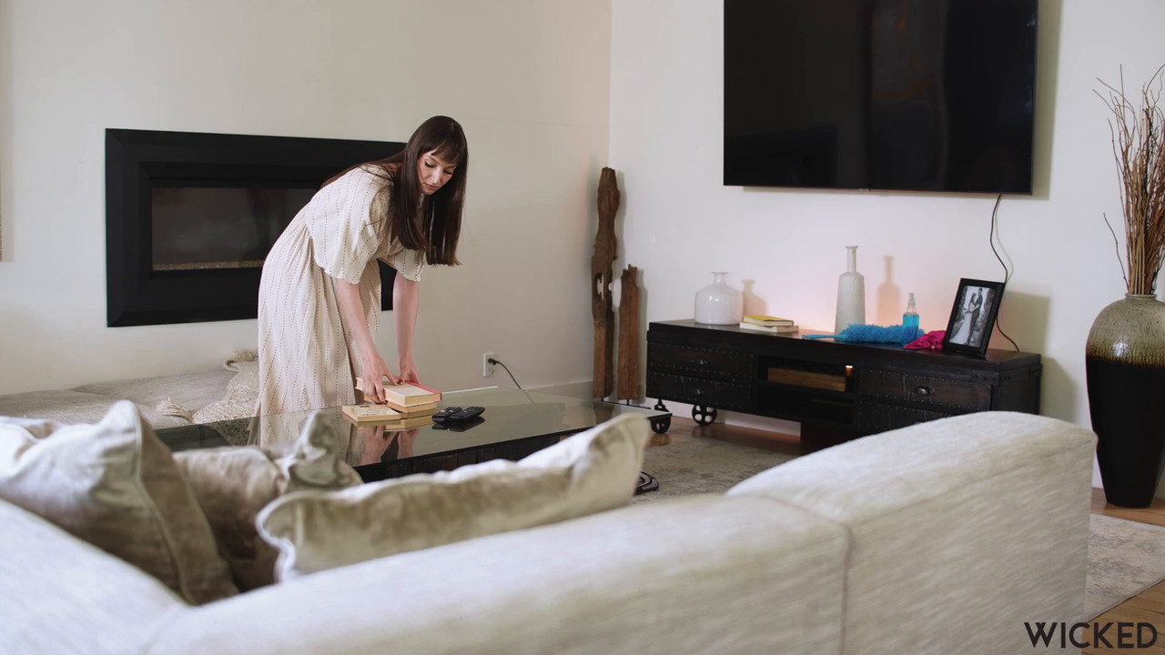 Lexi Luna - Breadcrumbs Episode 1 - WICKED.mp4.0002