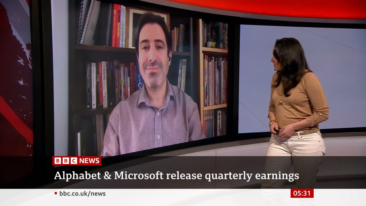 BBC News Valentine_20230426_05000600.ts_snapshot_00.32.32.373