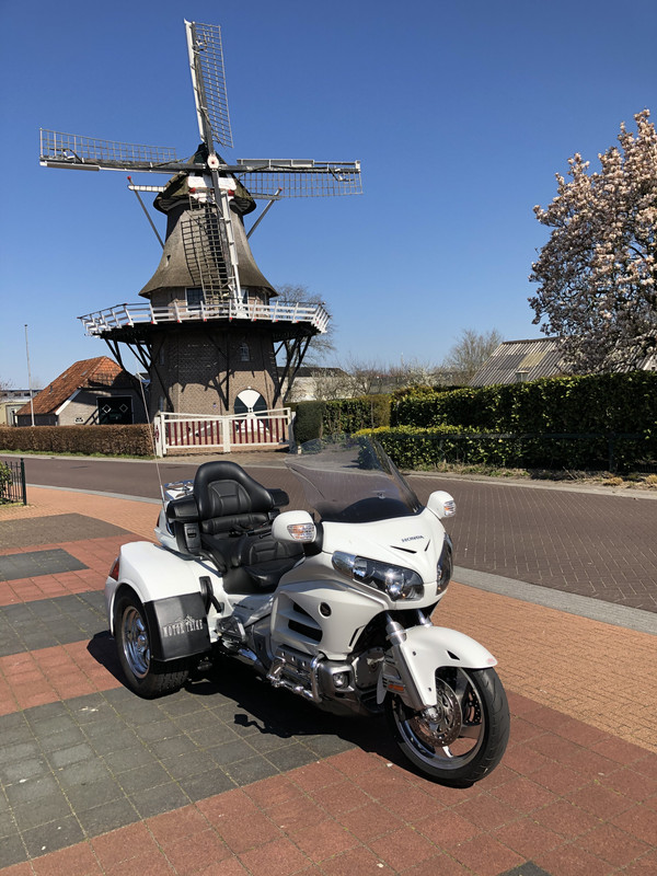 FB5903E5-8A98-43EA-BDCB-FE006799CE94