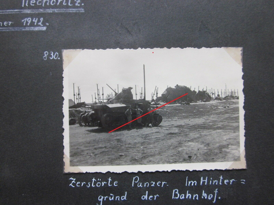 Original Foto Tiechoritz Bahnhof 1942 zerstörte Beute Panzer Tank Russland