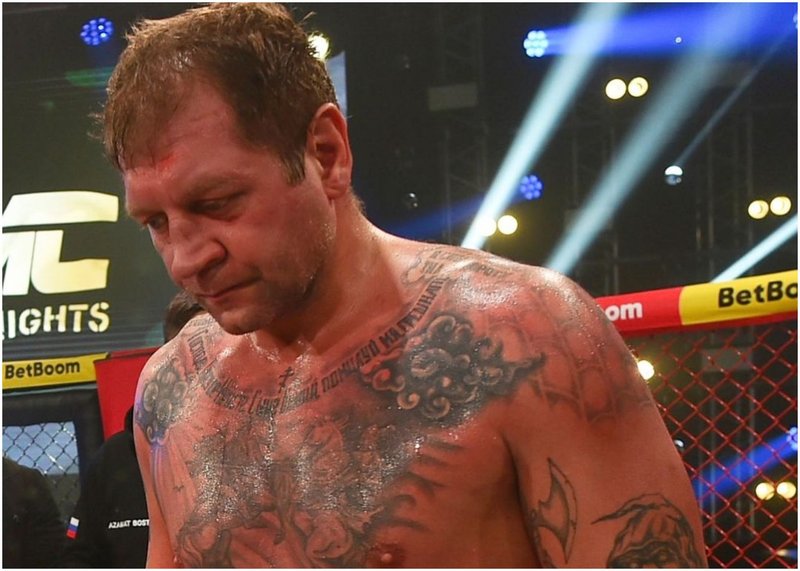 Александър Емеляненко се извини за поражението от Сантос