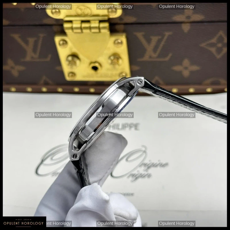 Audemars Piguet Code 11.59 Selfwinding 41mm Black Dial Leather Strap