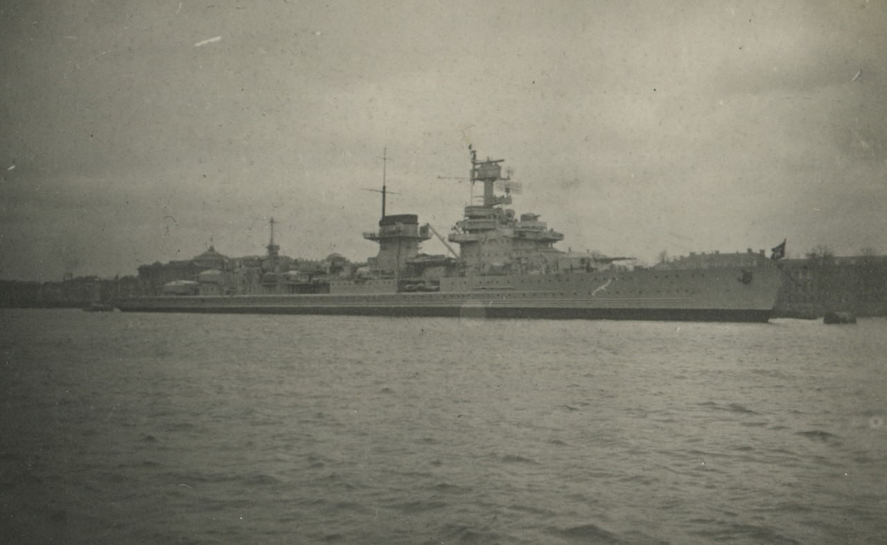 Адмирал Макаров на Неве