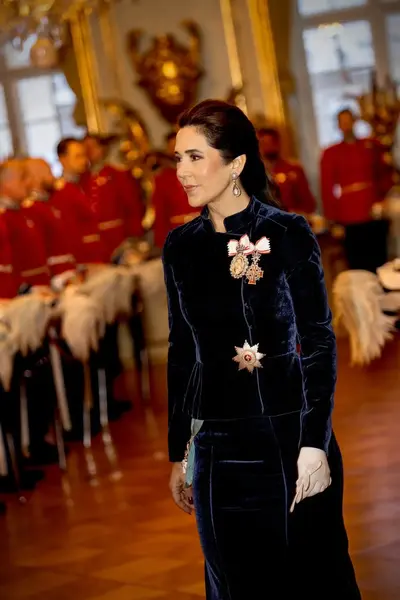 danish royal couple wishing happy new year to the judges of v0 o1nmahoy7jbg1