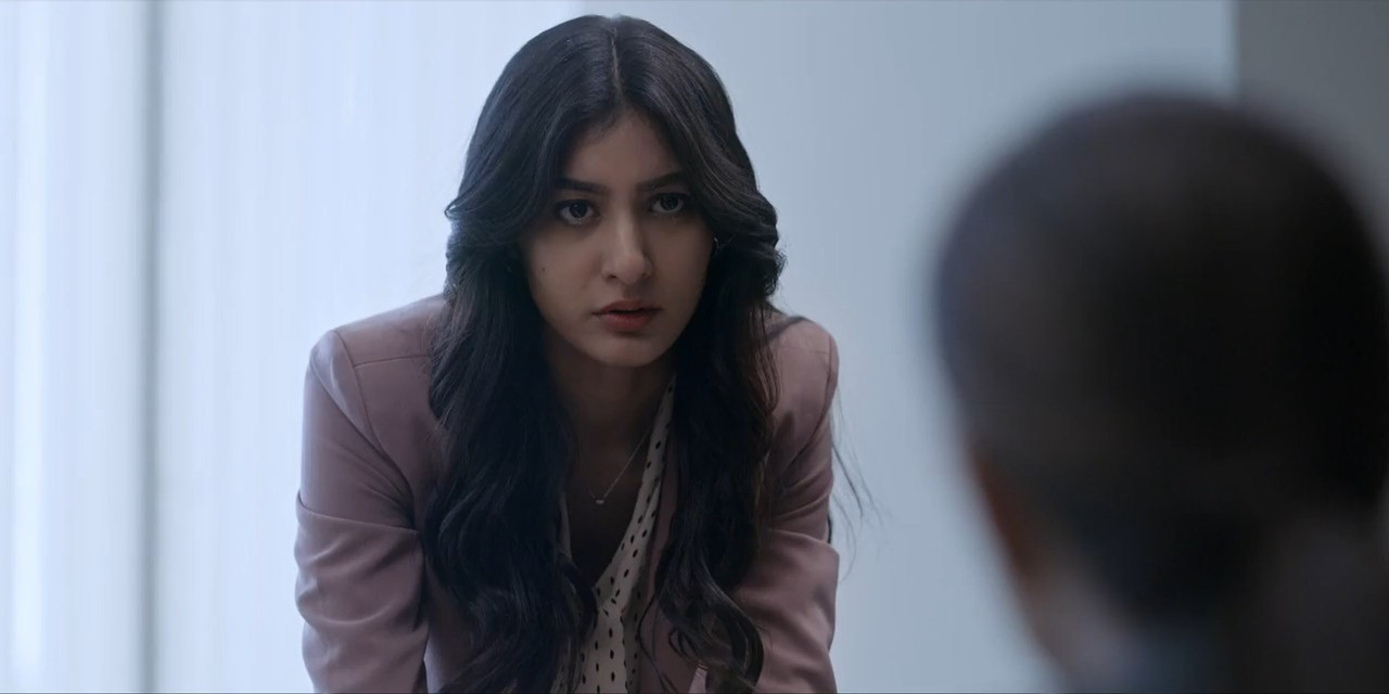 Good Bad Girl (2022) Season 1 [Hindi + Tamil + Telugu + Malayalam + Kannada] WebRip 480p, 720p ESub - Complete Screenshot