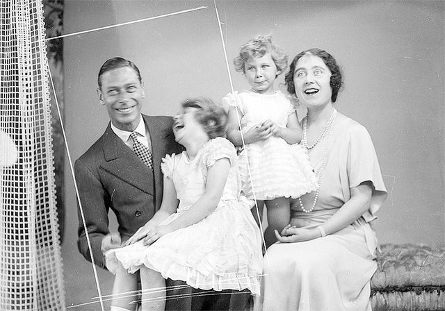 King-george-and-family.jpg
