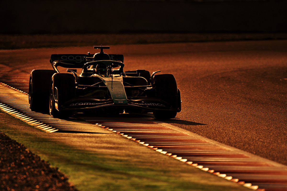 [Imagen: f1-test-barcellona-gallery-day1-516.jpg]