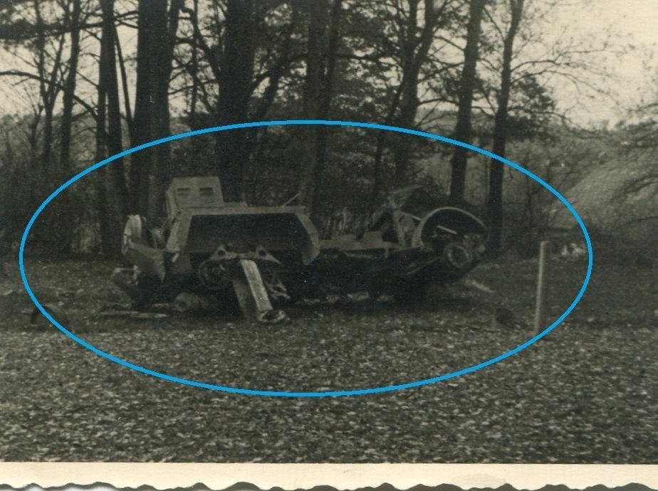 FOTO WW II WH Polen Panzer Kampfwagen zerstört