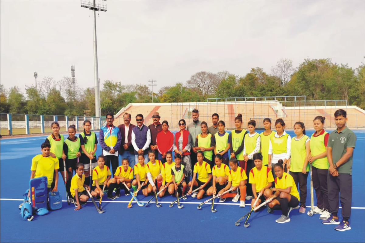 जिला स्तरीय सीनियर महिला हाॅकी प्रतियोगिता का खिताब खेलो इण्डिया सेन्टर झाॅसी ने जीता