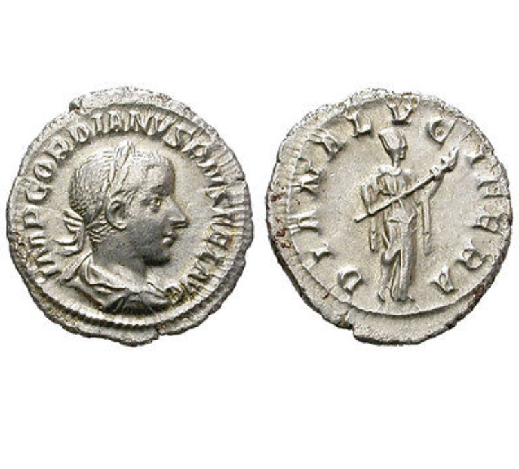 Denario de Gordiano III. DIANA LVCIFERA. Diana avanzando a dcha. Roma. FAE16910-3-EFC-4794-B15-A-7297-E766-F488