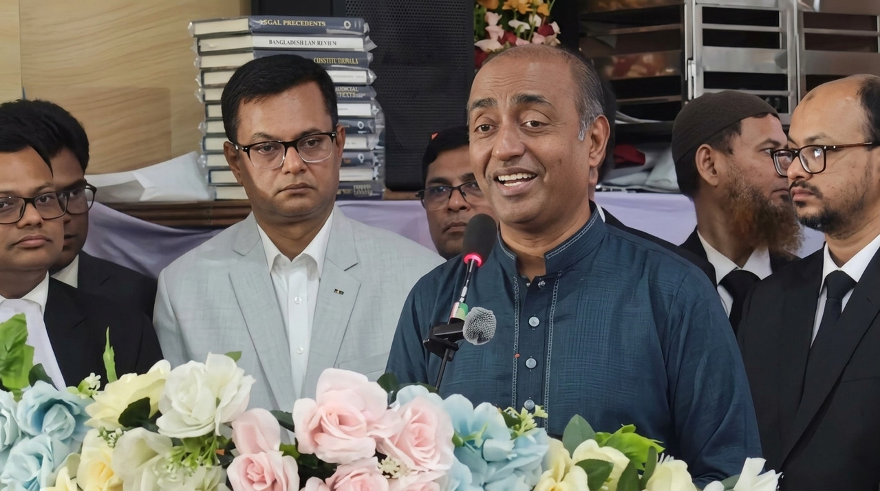 জুলাই সনদের প্রতিটি দাঁড়ি-কমা মেনে চলতে সরকার অঙ্গীকারবদ্ধ: আইনমন্ত্রী আসাদুজ্জামান