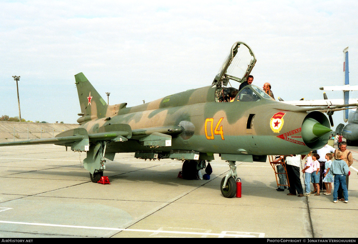 20 GvAPIB Su-17M4 04 yellow_14818 (4)b, 16.08.92