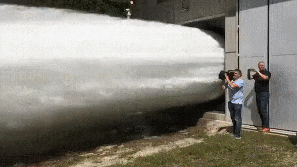 https://i.postimg.cc/MKgtPB8N/ezgif-2-a19e10276515.gif