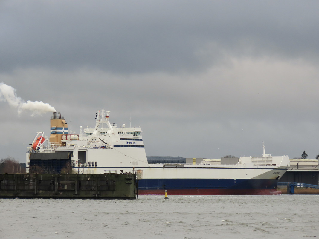 5E8055BE-EA2B-4A50-A933-D5E8621AB8ED