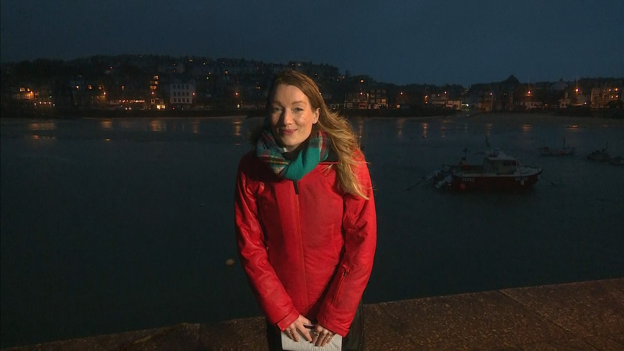 02.19 - 18.00.00 - ITV News West Country. News for Devon, Cornwall, S....ts_snapshot_10.36.674
