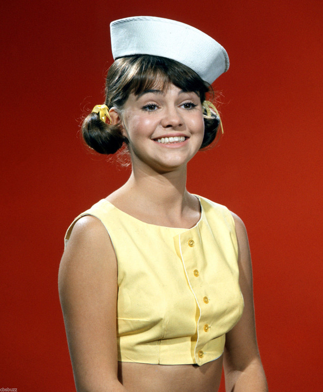 Sally_Field_c06