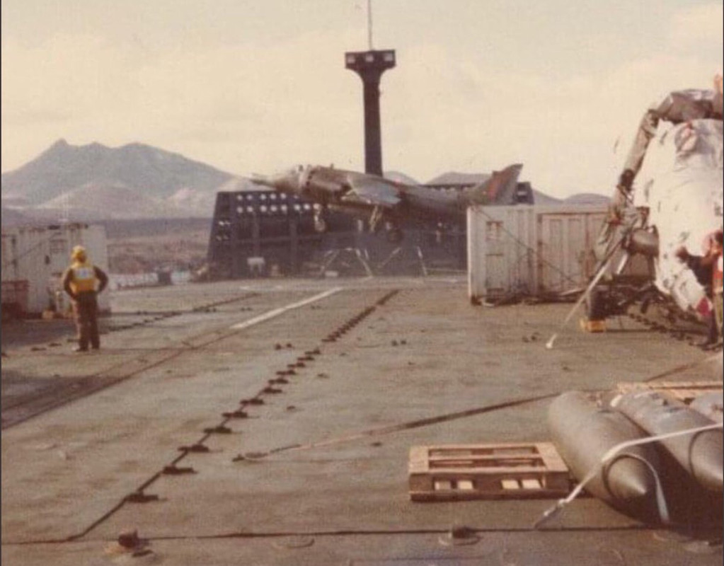 Harrier GR3 Atlantic Conveyor