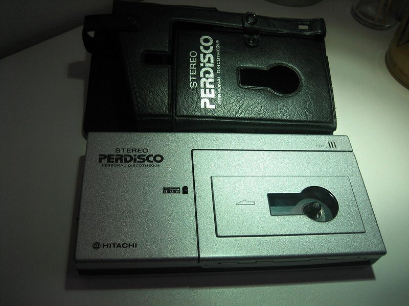 [Bild: HITACHI-PERDISCO-TRQ-300-EX.jpg]