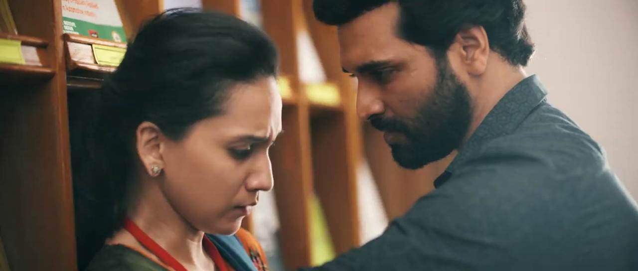 Veerame Vaagai Soodum 2022 WebRip [Hindi] 480p, 720p Screenshot