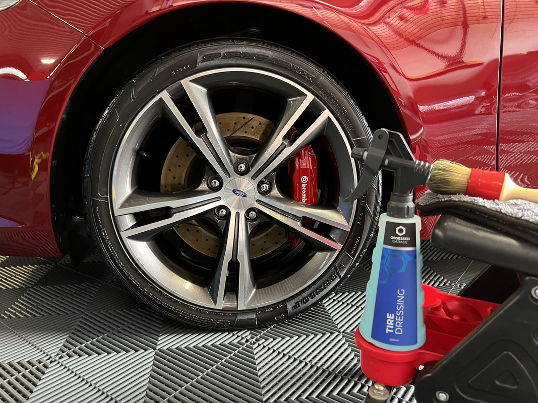 NEW] Carpro DarkSide Tire & Rubber Sealant - Review & Application 