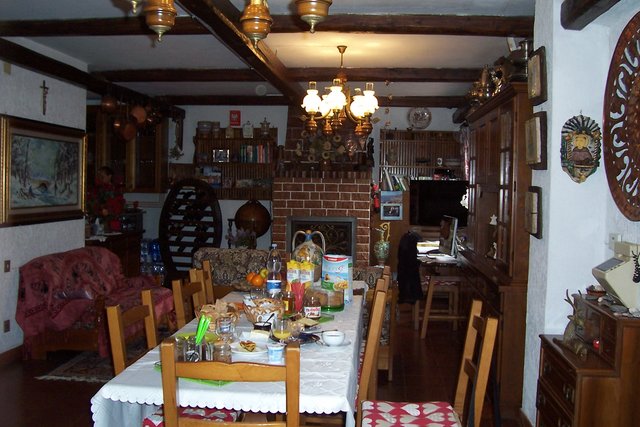 100-7075.jpg