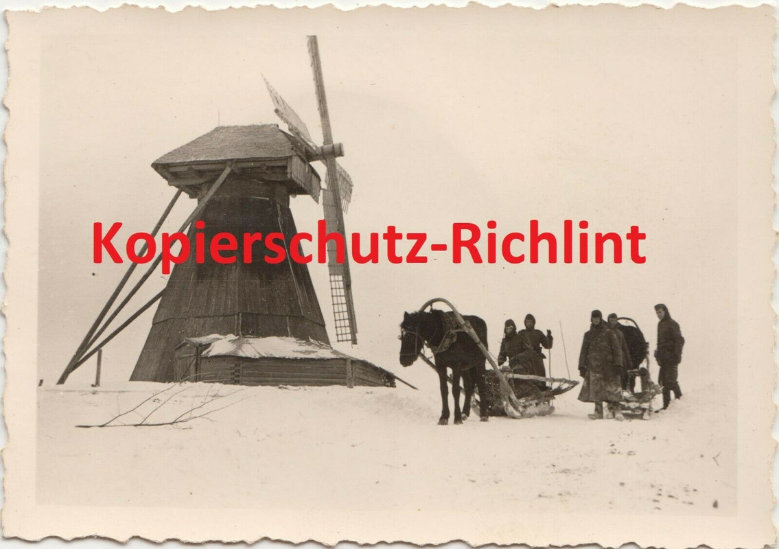 Wehrmacht Rußland Windmühle im Winter Soldaten Panjewagen