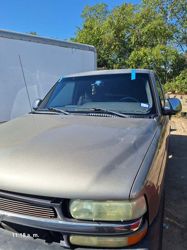 Windshield replacement example 1