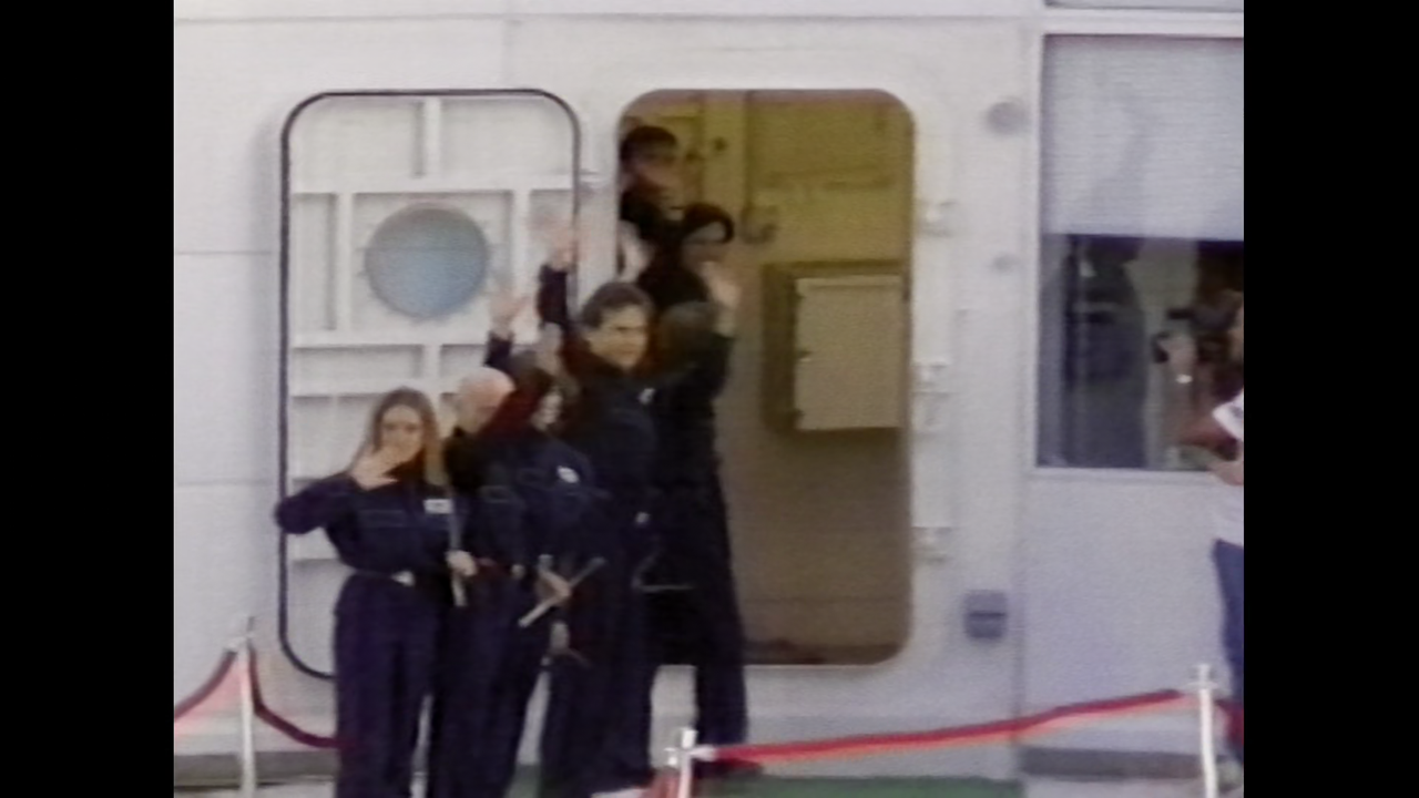 Spaceship Earth (2020) (1080p HULU Webrip x265 10bit EAC 5.1 - Balthallion)[TAoE]