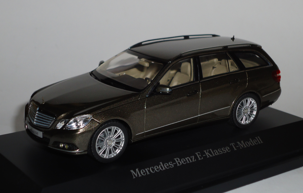 Mercedes-Benz E-Klasse T-Modell