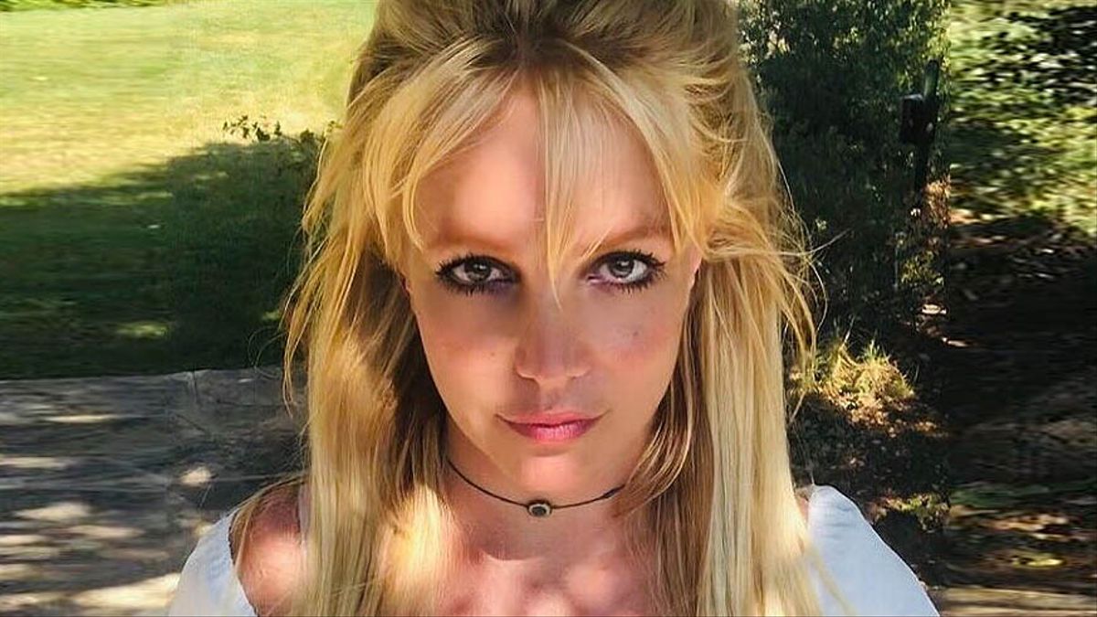 Britney es fuertemente criticada, tras cantar en redes sociales