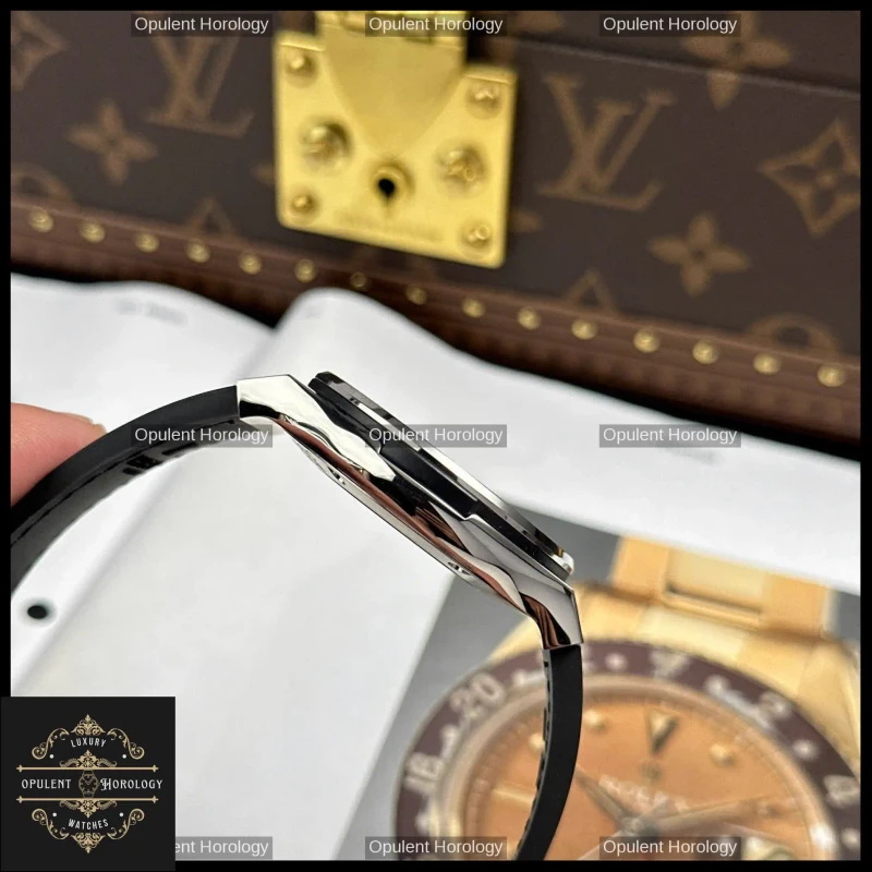 Hublot Classic Fusion 42mm Grey Titanium Ultra-Lightweight Automatic Watch