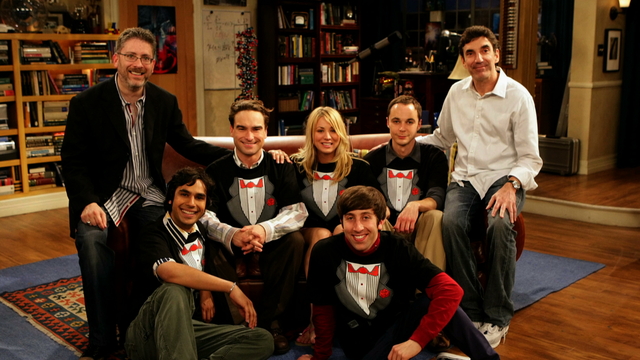 Chuck Lorre with BIG_BANG_THEORY team